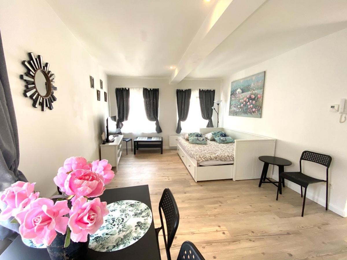 Bonjour Apartments Сentre 3 Antwerpen Ngoại thất bức ảnh
