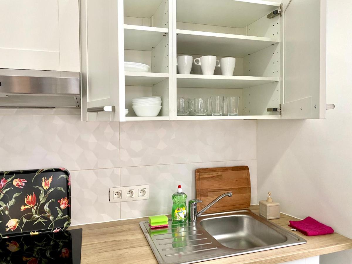 Bonjour Apartments Сentre 3 Antwerpen Ngoại thất bức ảnh